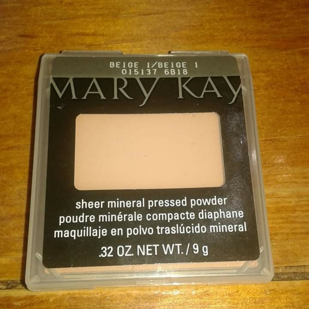 Mary kay Sheer mineral pressed powder.
